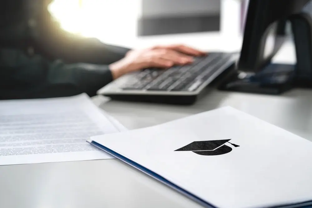 台灣讀書申請管道：海外聯招會聯合分發